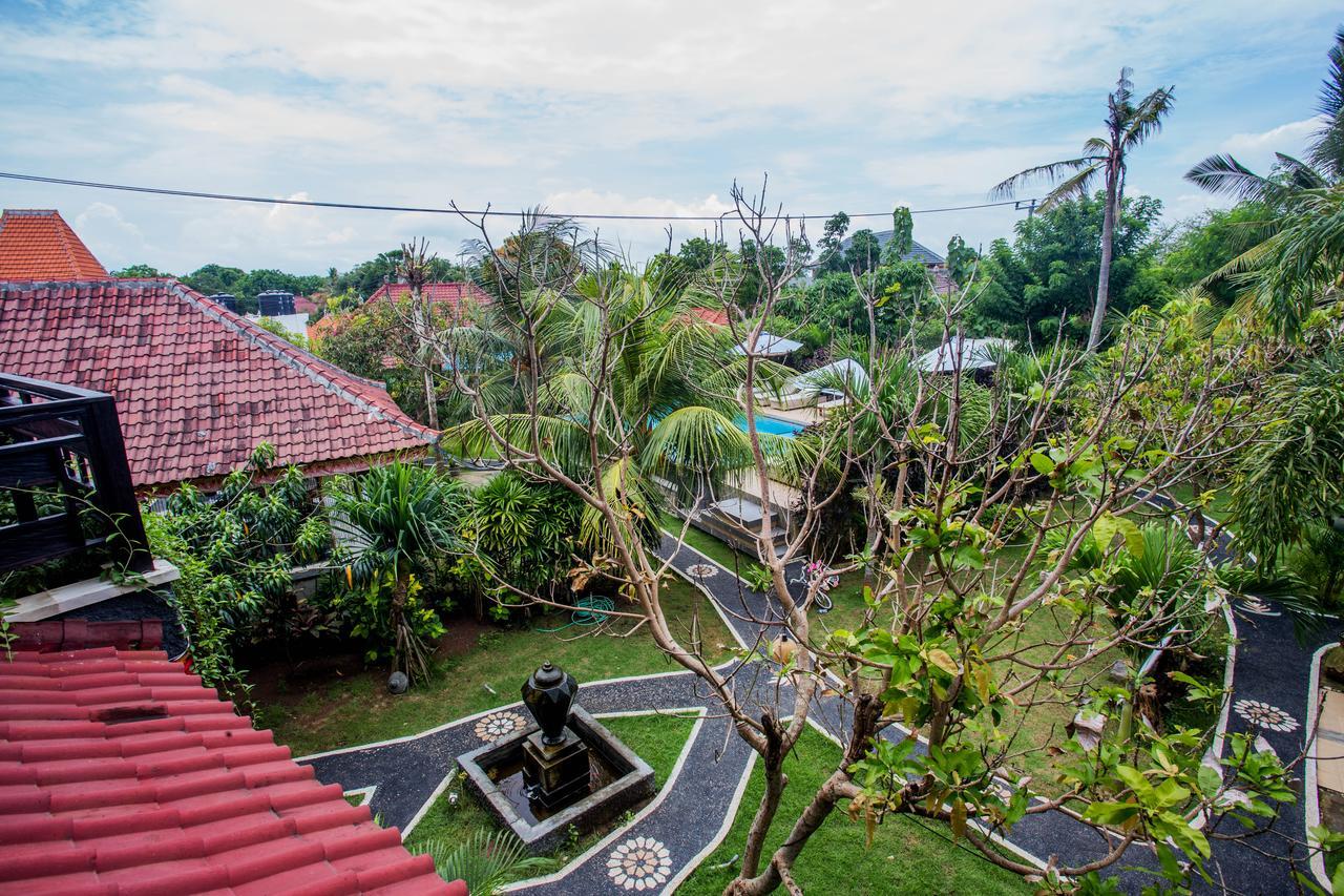 Taos House Nusa Lembongan Hotel Exterior photo