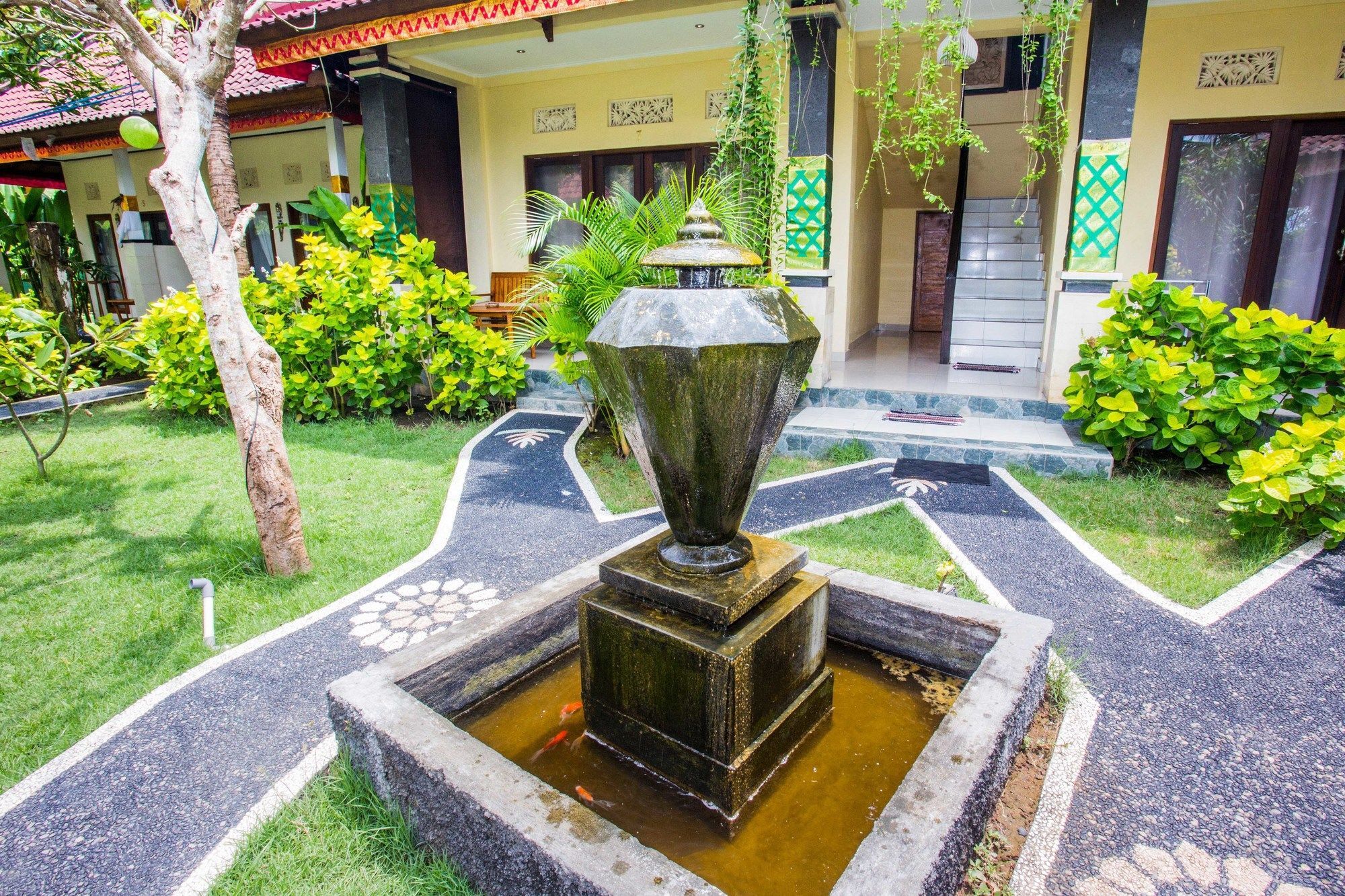 Taos House Nusa Lembongan Hotel Exterior photo