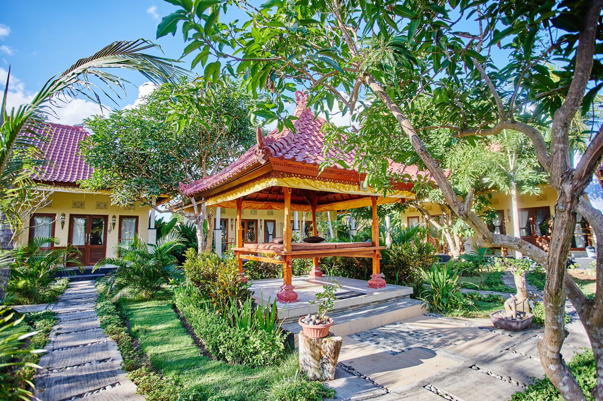 Taos House Nusa Lembongan Hotel Exterior photo