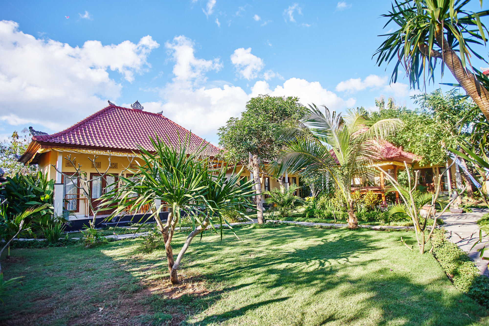 Taos House Nusa Lembongan Hotel Exterior photo