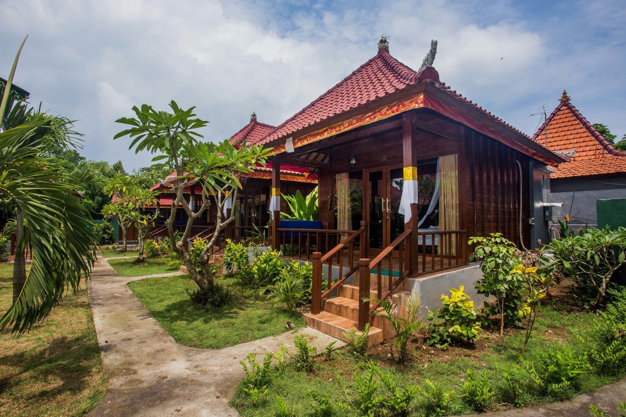 Taos House Nusa Lembongan Hotel Exterior photo